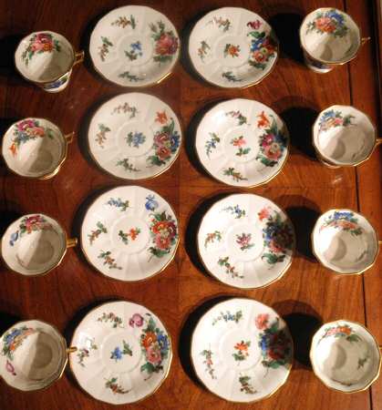 ASM9 Footed Cup & Saucer Set