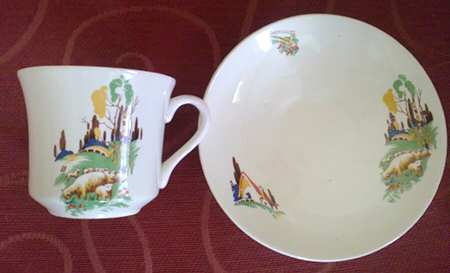 2219 Footed Cup & Saucer Set