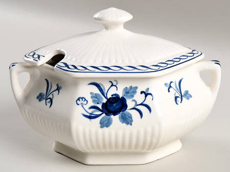 Baltic Blue (Older, Cream) Sauce Boat & Lid