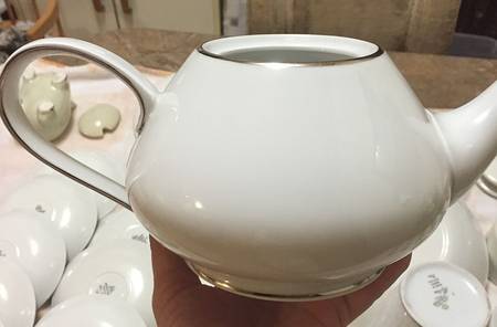 Sylvia (Coupe) Teapot No Lid