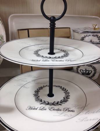 Les Etoiles Crown 2 Tiered Serving Tray (Dinner & Salad Plate)