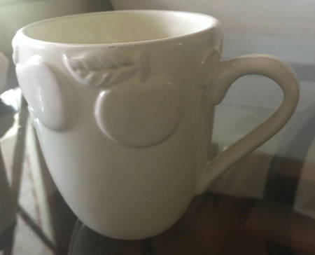 Frutta White Mug