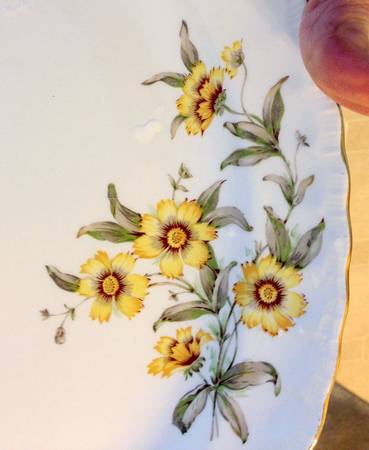 Susan 12" Chop Plate (Round Platter)