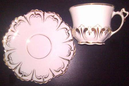 ALT706 Footed Cup & Saucer Set