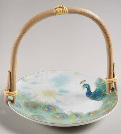 Lakshmi 5 3/8"-5 5/8" Bamboo Handled Serving Plate  HC