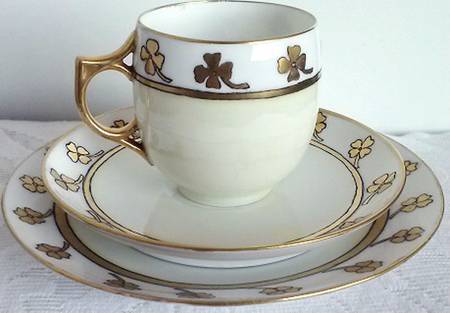 AKF73 Flat Cup & Saucer Set