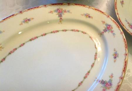 ALT708 16" Oval Serving Platter
