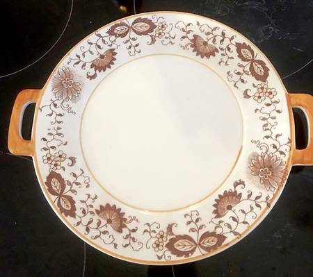 Brown Onion Handled Cake Plate