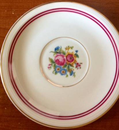 AHR1027 Saucer