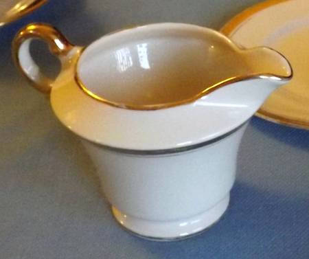 AR13 Creamer