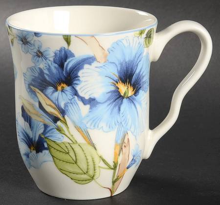 Lyanna Blue Mug