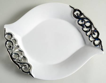 Pierced Serveware Silver (Platinum) 14" Oval Serving Platter