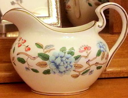 AYN283 Creamer
