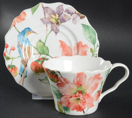 Carina Flat Cup & Saucer Set