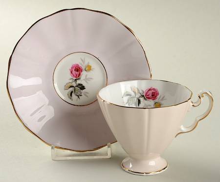 H573 Footed Demitasse Cup & Saucer Set