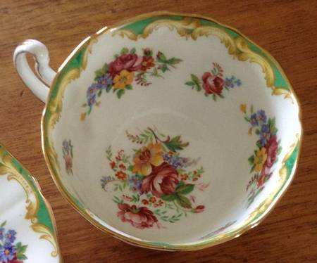 H436 Footed Cup