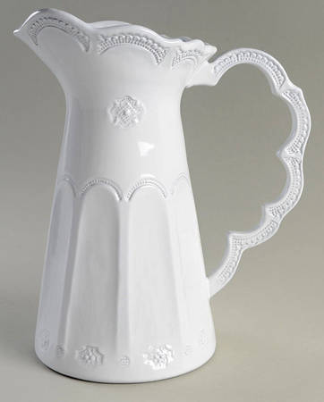 Merletto White 88 Oz Pitcher