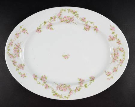 ALT878 14" Oval Serving Platter