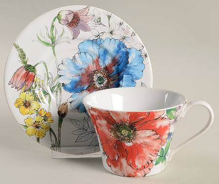 Coraline Footed Cup & Saucer Set