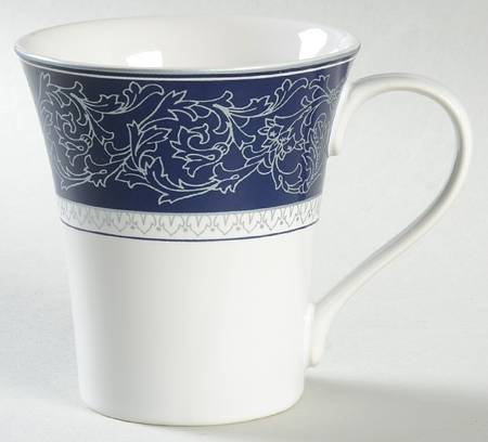 Leora Mug