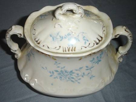 ALH23 Sugar Bowl & Lid