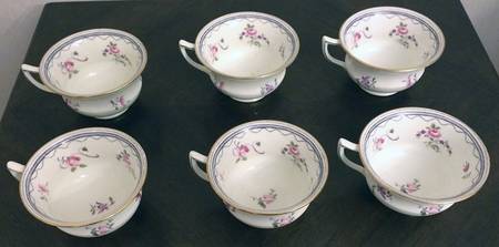 A2612 Footed Cup