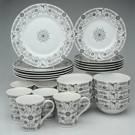 Poetique Black 24 Piece Set
