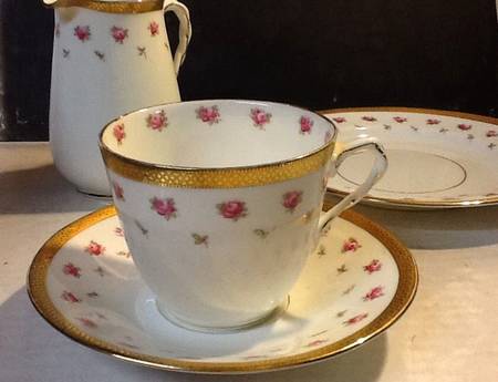 Clifford Flat Cup & Saucer Set
