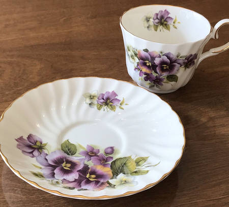 ANX19 Flat Cup & Saucer Set