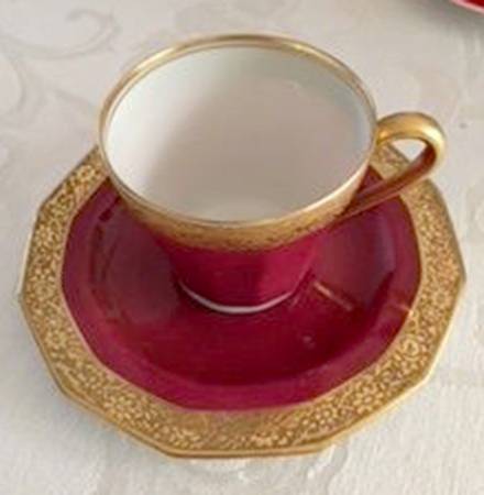 AHR1137 Flat Cup & Saucer Set