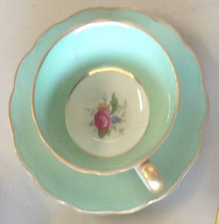 7011 Footed Cup & Saucer Set