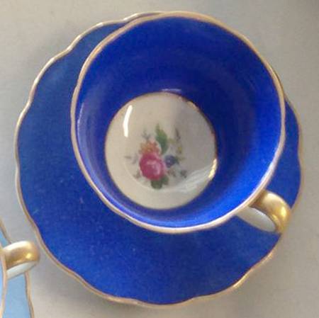 7011 Footed Cup & Saucer Set
