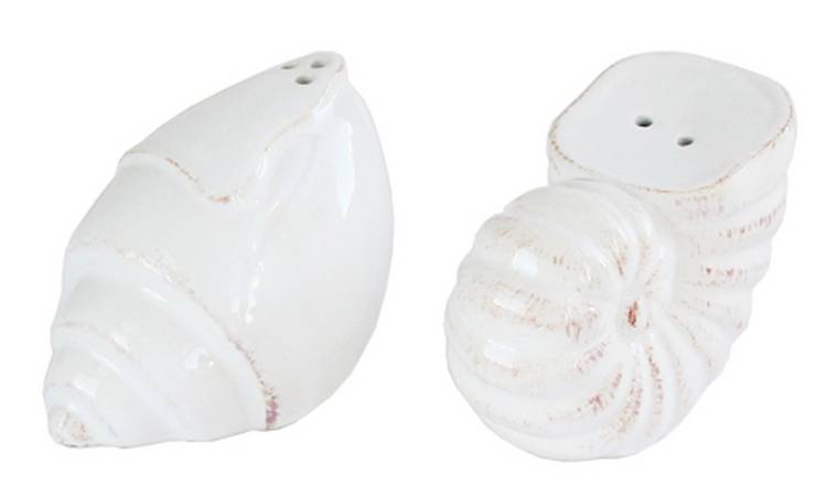 Seashore Figural Salt and Pepper