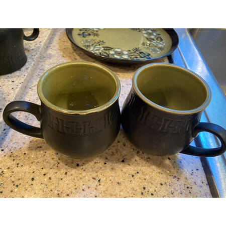 Modern Olive Flat Cup