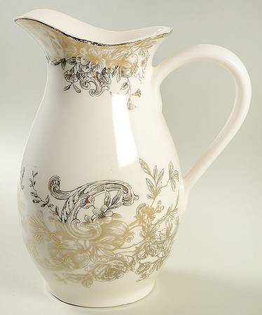 Hawthorne Gold Electroplate 96 Oz Pitcher
