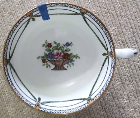 A3784 Footed Cup