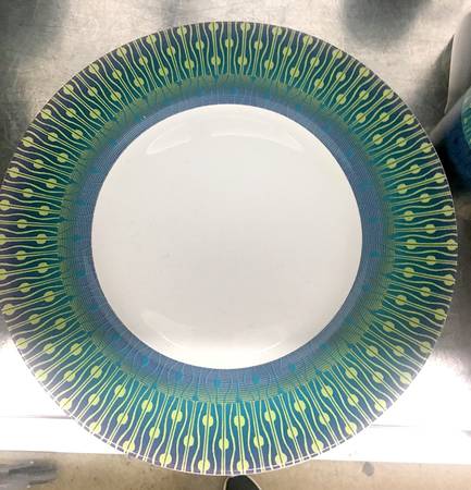 Theorie Peacock by 222 Fifth (PTS)