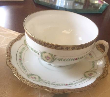ALT908 Footed Cup & Saucer Set