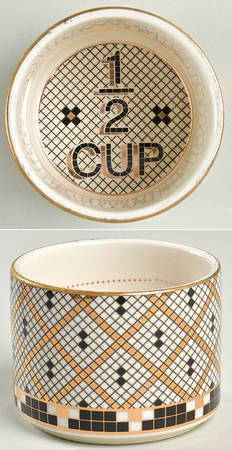 Bistro Tile 1/2 Cup Measuring Cup
