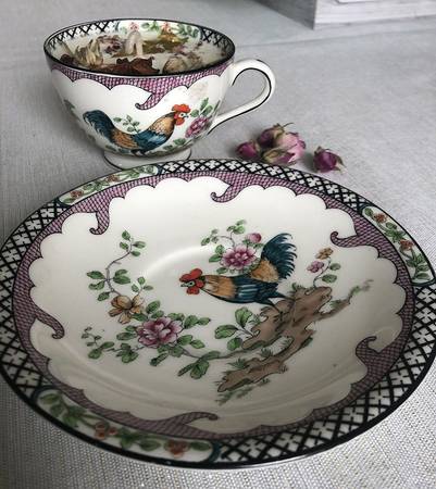 A3682 Footed Cup & Saucer Set