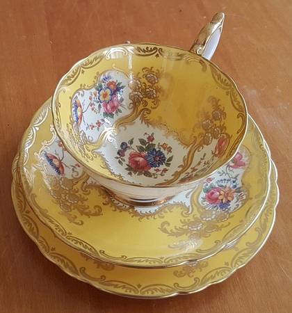 Aristocrat Yellow Footed Cup & Saucer Set