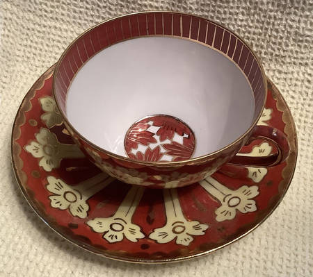 AUS559 Flat Cup & Saucer Set