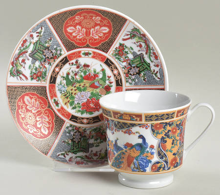 A9A1 Footed Cup & Saucer Set