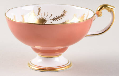 AYN317 Footed Cup