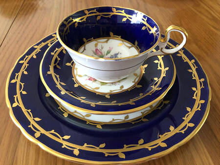 C1216 Footed Cup & Saucer Set