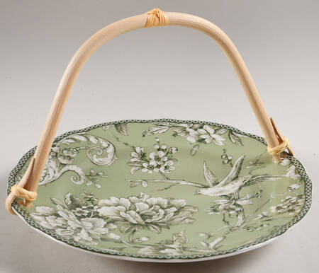 Adelaide Sage 5 3/8"-5 5/8" Bamboo Handled Serving Plate  HC