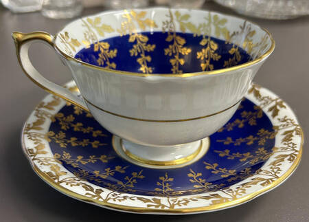 1513-Blue Footed Cup & Saucer Set