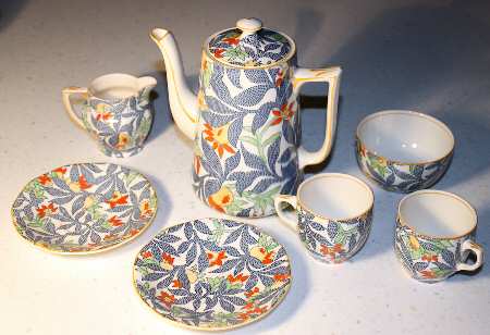 Fantasy Coffee Pot & Lid