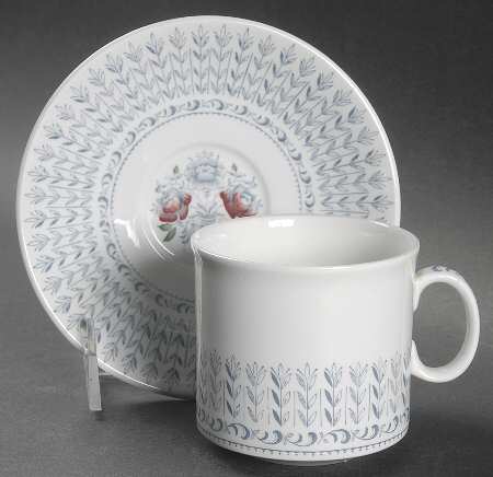 Melody Flat Cup & Saucer Set