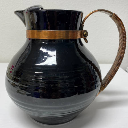 Ring Black Ice Lipped Pitcher